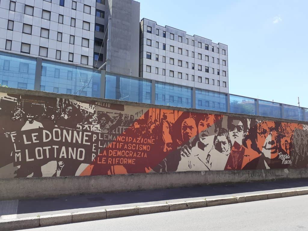 L’ORTICA: IL QUARTIERE MUSEO DI MILANO murale - il muro dei lavoratori