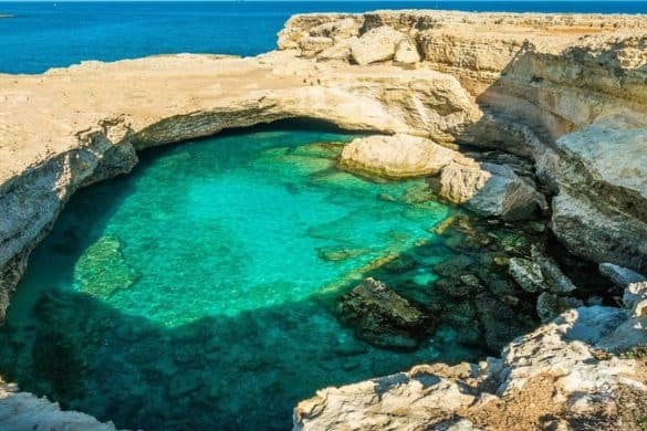 Grotta della Poesia Grande